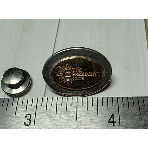 Tiffany & Co The President's Club 2005 Gold & Sterling Silver Pin - Picture 4 of 4
